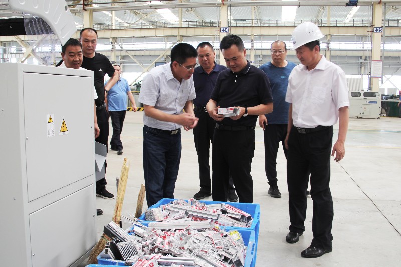 调研园区及车间 (10).jpg