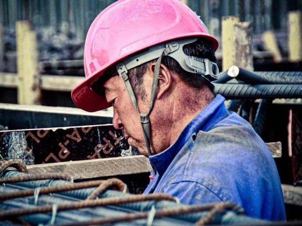 人间烟火气 最能抚人心 ——新年伊始，向榆林项目一线工人致敬！