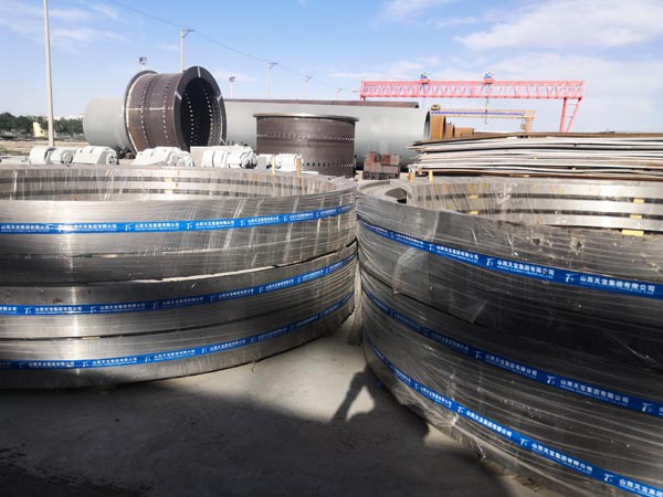 海原尖尖山、北山梁项目生产提速