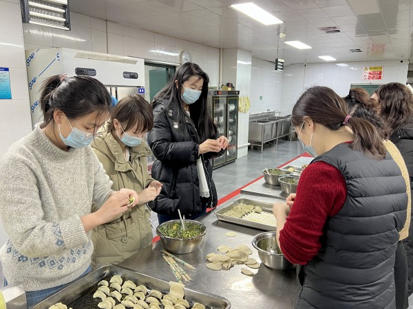 冬至饺子香，情深意更浓——suncitygroup太阳新城开展冬至包饺子活动