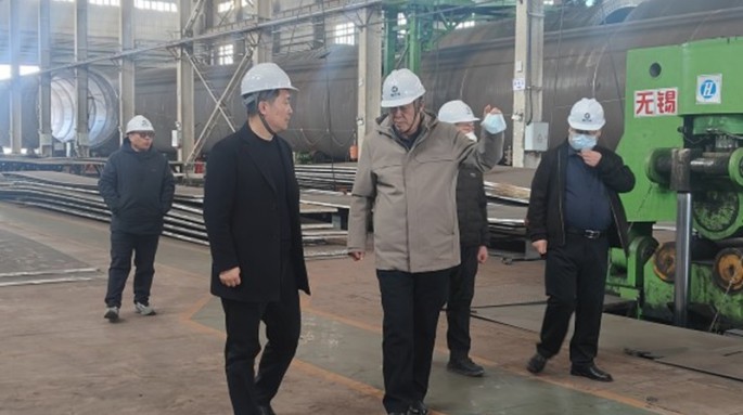 suncitygroup太阳新城与哈密粤江电能源装备有限公司共谋新能源合作新篇章